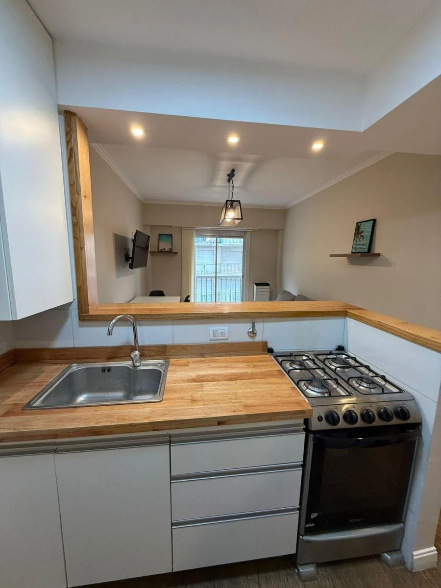 Venta Departamento 2 ambientes con balcón al frente - Reciclado a Nuevo