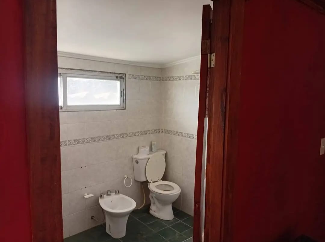 Venta de casa 3 ambientes en: López de Gomara