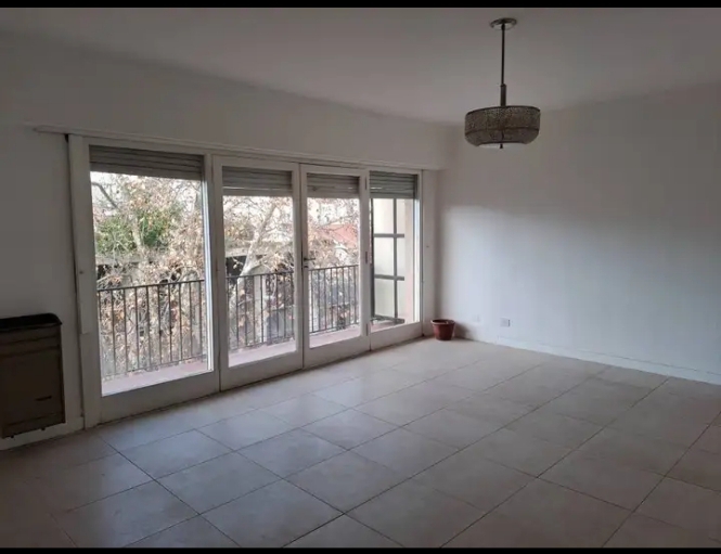 Venta de departamento 3 ambientes en La Perla