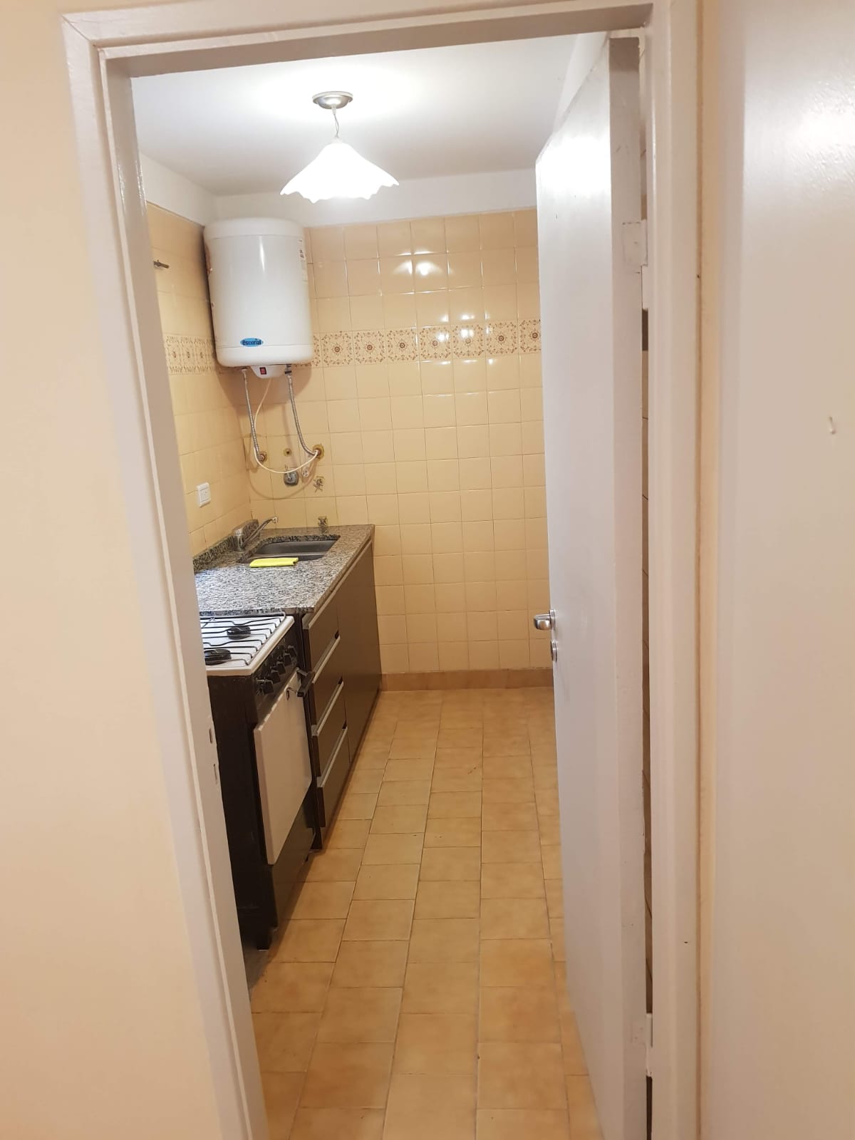 Venta de departamento de 2 ambientes en zona: La Perla