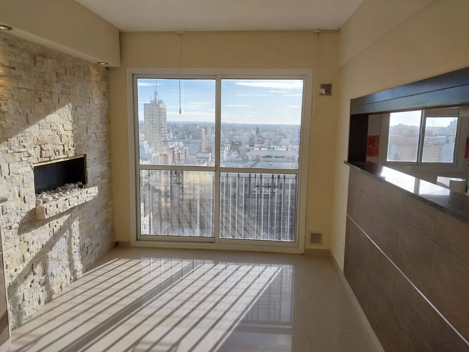 Venta de departamento 2 ambientes zona plaza colon