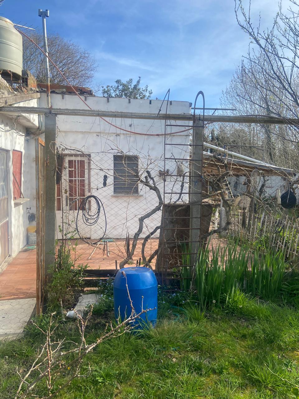 Venta Casa a reciclar de 2 ambientes en zona: El Griego