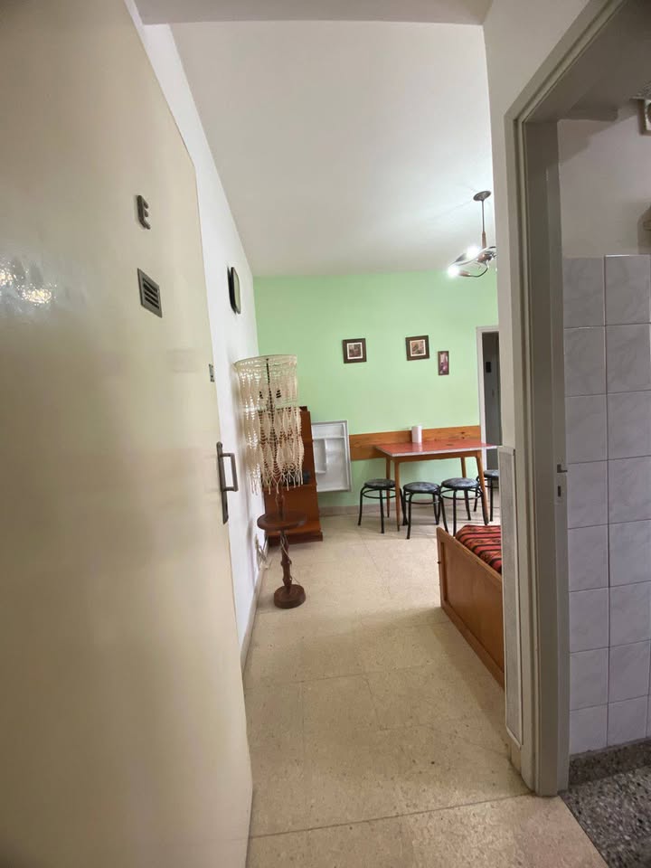 Departamento 2 ambientes frente al casino luminoso