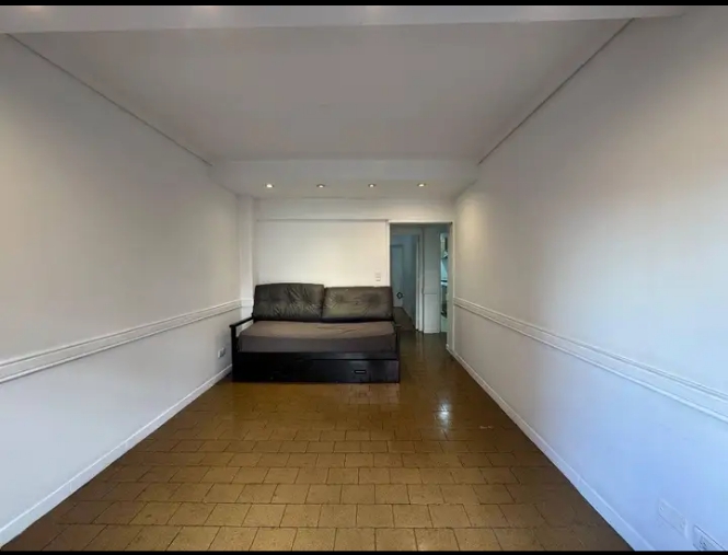 Venta de departamento de 2 ambientes en zona centro