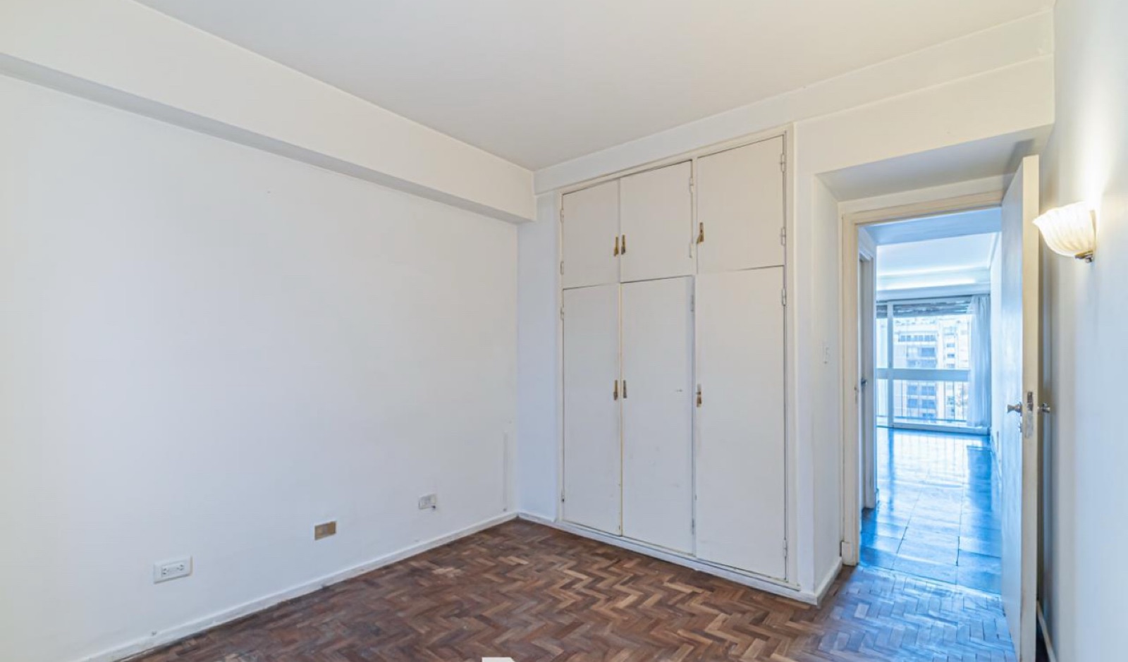 Venta de departamento de 2 ambientes en zona Centro