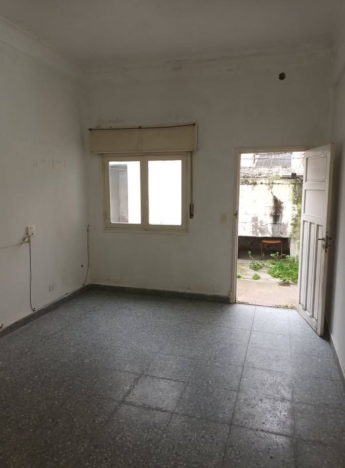 Venta de departamento de 2 ambientes en zona Don Bosco