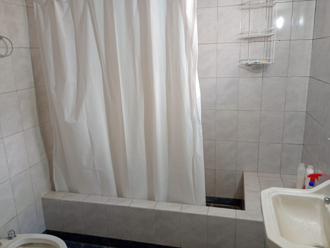 Venta de casa de 3 ambientes en Coronel Dorrego