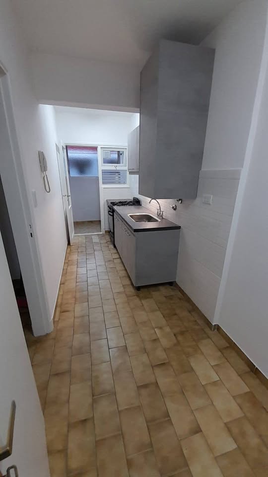 Venta de departamento de 3 ambientes en Zacagnini
