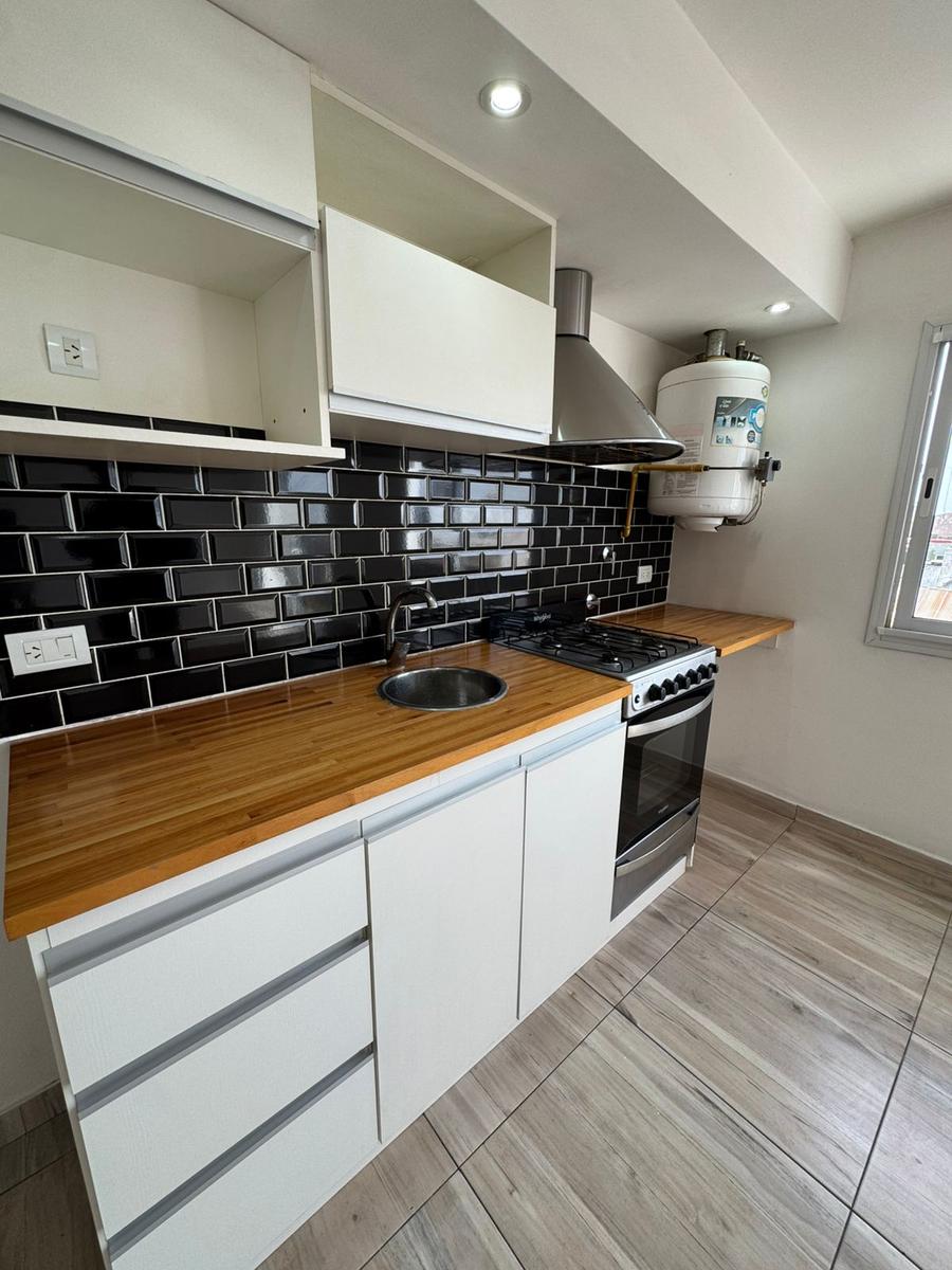 Venta de departamento de 2 ambientes en zona Puerto