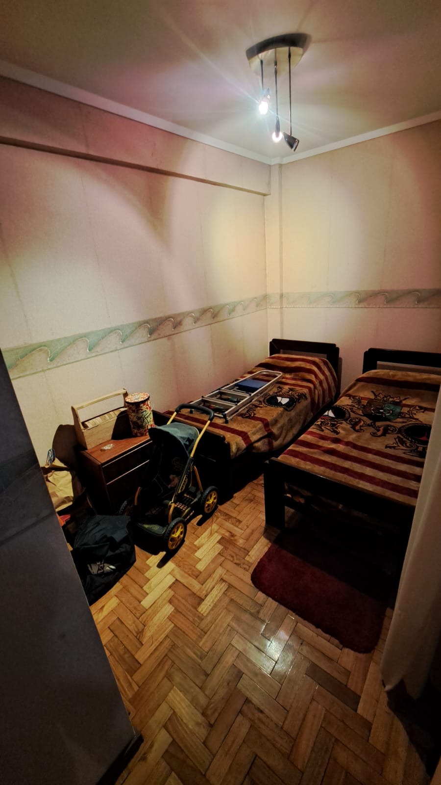 Venta departamento 4 ambientes en La Perla